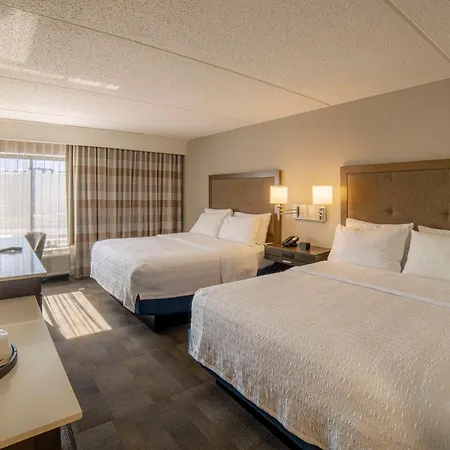 Hampton Inn Carlstadt At The Meadowlands Exterior foto